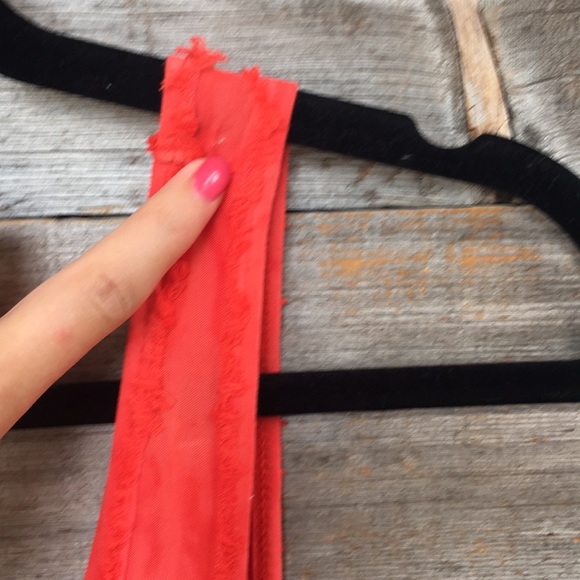 Others Follow Tank - Picture 5 of 7